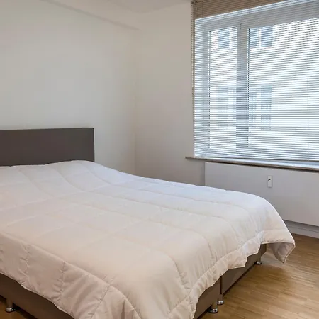 Des Nations 5d Apartment *